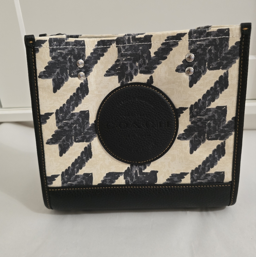 COACH Dempsey Carryall Bag With Houndstooth Print And Patch